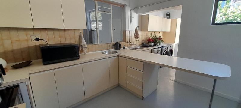 5 Bedroom Property for Sale in Kenilworth Western Cape